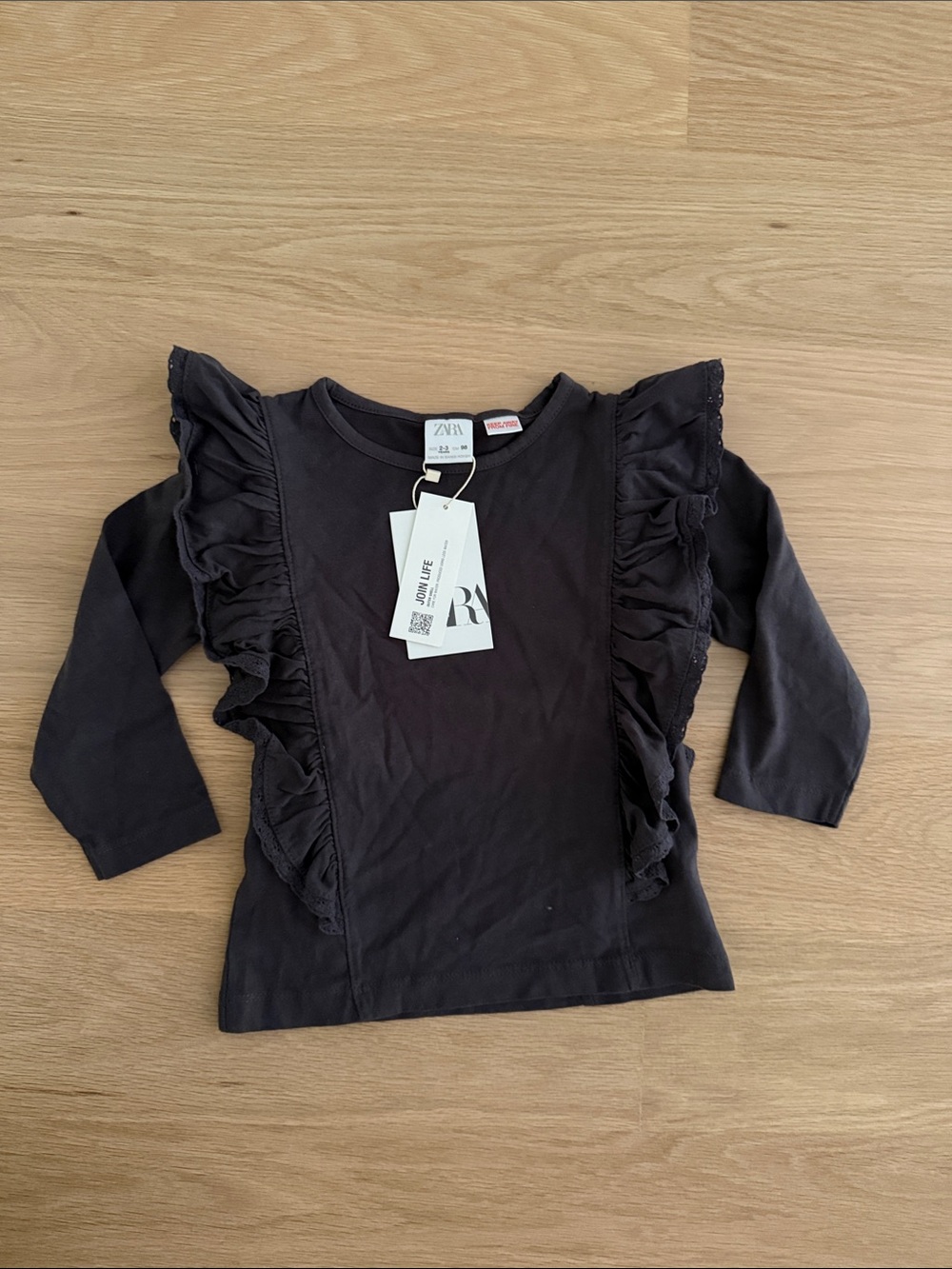 NWT Zara Kids Charcoal Ruffle-Trim Long Sleeve Tee size 2-3